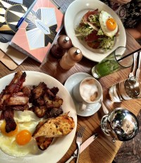 basic brunching with a side of grease.